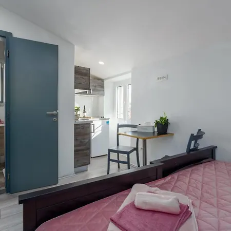 Old Town Stylish Affittacamere